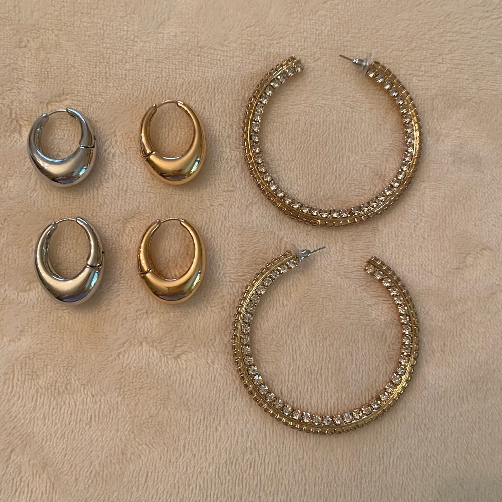 3 pair paparazzi’s Glamorous Gold and Silver Chunky Hoop Earrings